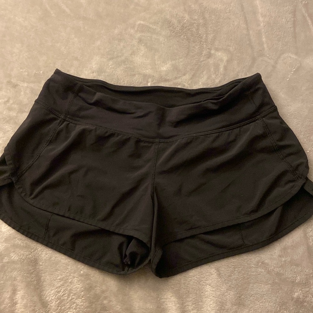 Lululemon speed up 2.5” shorts